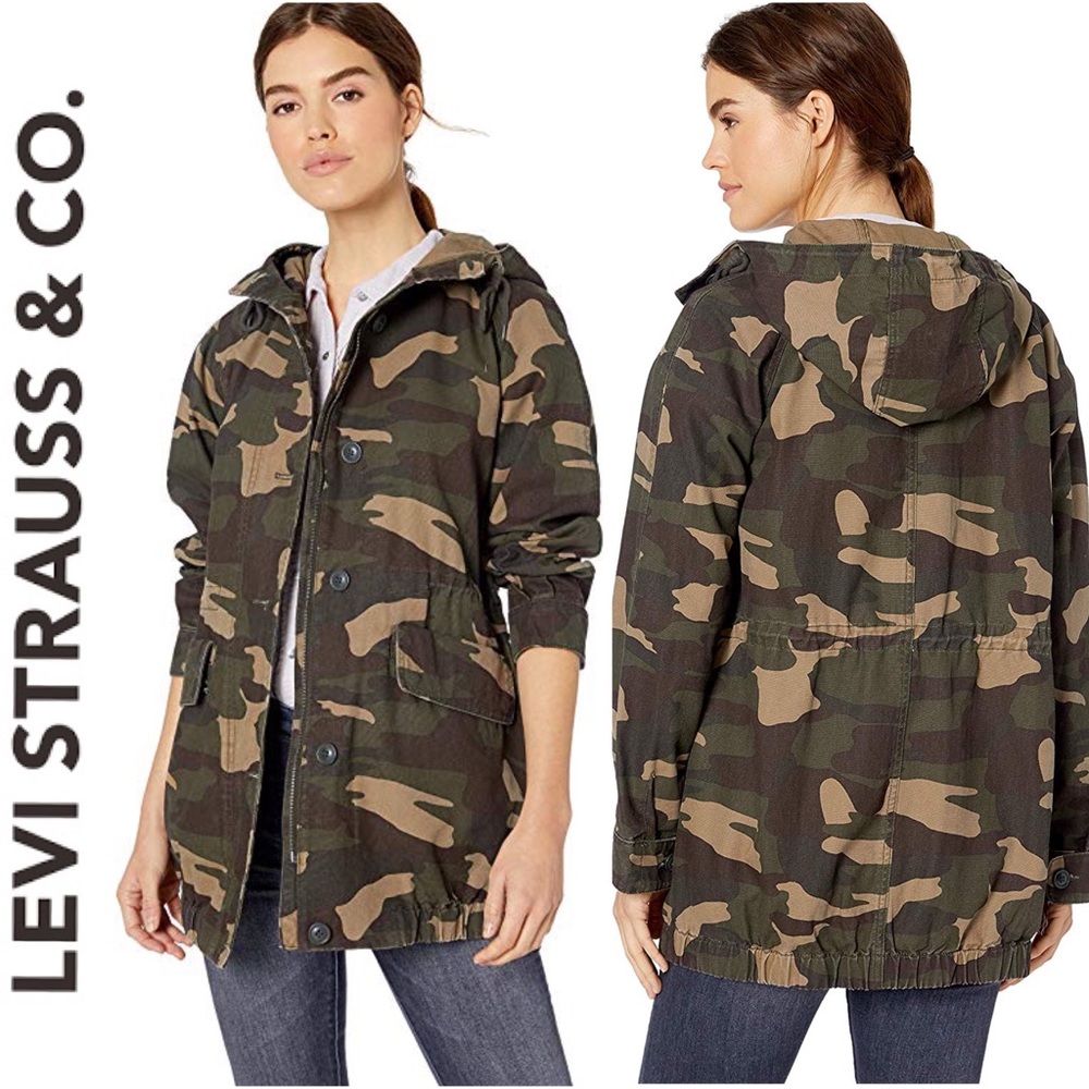 Levi’s Camouflage Bubble Bottom Parka Jacket NWT